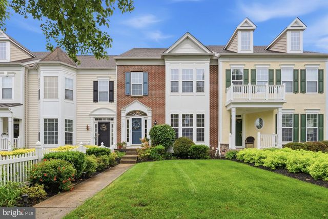 175 PIPERS INN DR, Fountainville, PA 18923