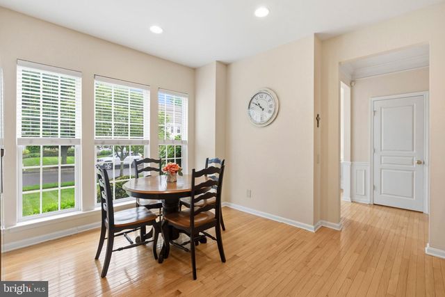 175 PIPERS INN DR, Fountainville, PA 18923