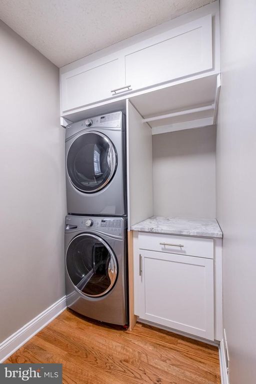 Image 24 of property listing at 2905-B CHESTNUT DR, Waldorf, MD 20603