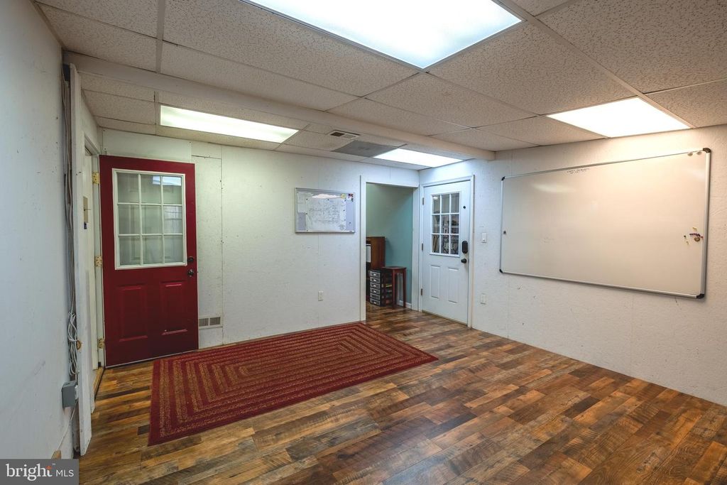 Image 56 of property listing at 2905-B CHESTNUT DR, Waldorf, MD 20603
