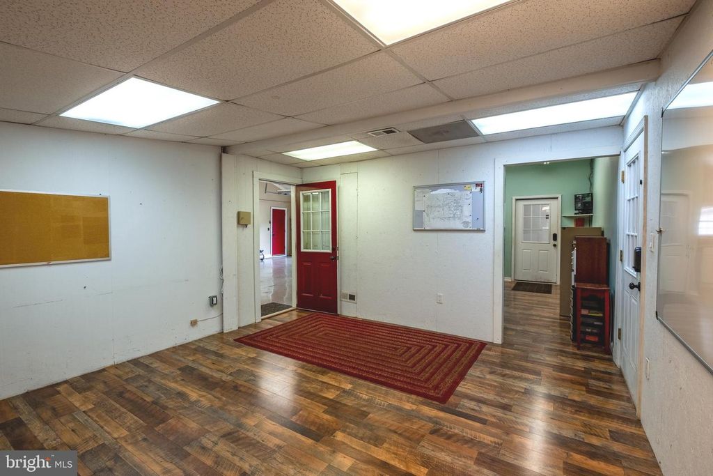 Image 57 of property listing at 2905-B CHESTNUT DR, Waldorf, MD 20603