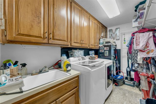 264 Turkey Run, Meadowlakes, TX 78654