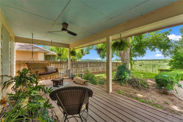 264 Turkey Run, Meadowlakes, TX 78654