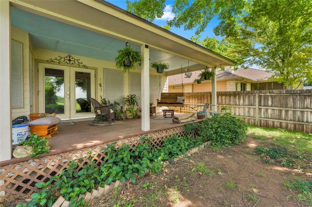 264 Turkey Run, Meadowlakes, TX 78654