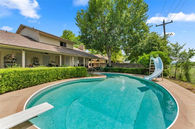 264 Turkey Run, Meadowlakes, TX 78654