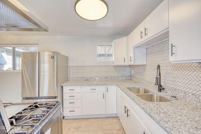 223 KELVIN Avenue, El Paso, TX 79915