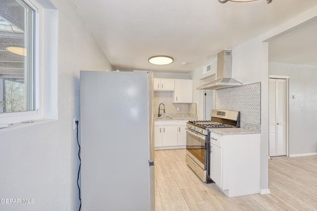 223 KELVIN Avenue, El Paso, TX 79915