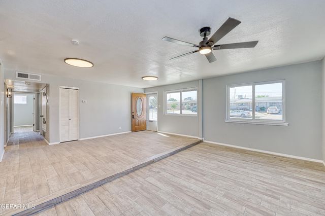 223 KELVIN Avenue, El Paso, TX 79915