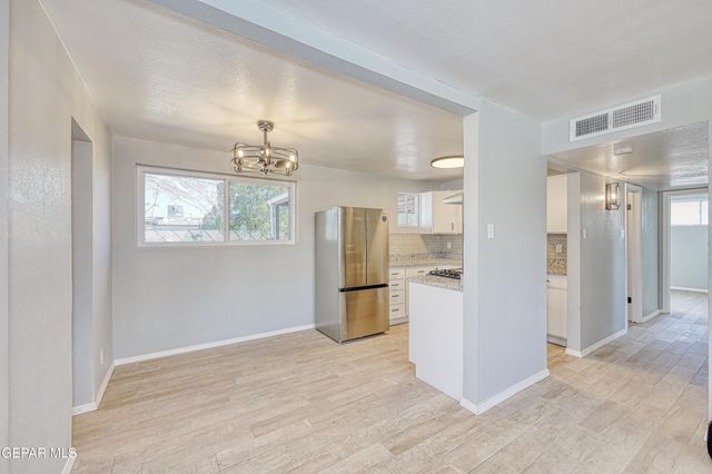 223 KELVIN Avenue, El Paso, TX 79915