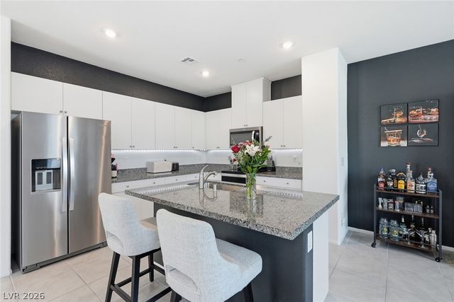 6155 Garden Oasis Street, Las Vegas, NV 89148
