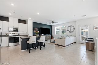 6155 Garden Oasis Street, Las Vegas, NV 89148