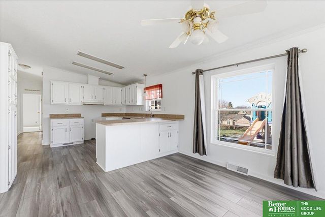 9307 Clubhouse Circle, Plattsmouth, NE 68048