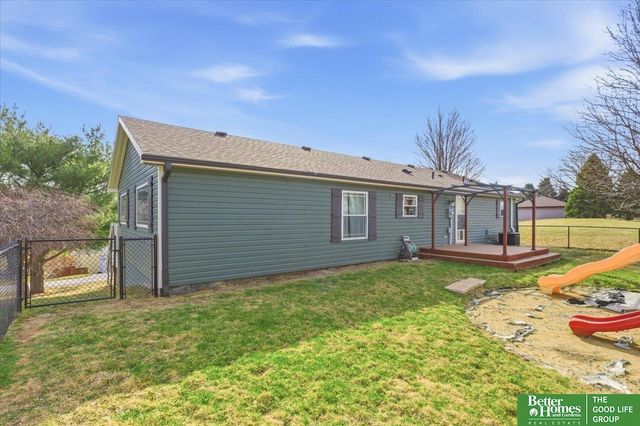 9307 Clubhouse Circle, Plattsmouth, NE 68048