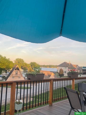9307 Clubhouse Circle, Plattsmouth, NE 68048
