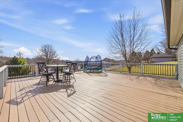 9307 Clubhouse Circle, Plattsmouth, NE 68048