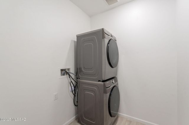 7895 S Bonanza Park Drive, Tucson, AZ 85747