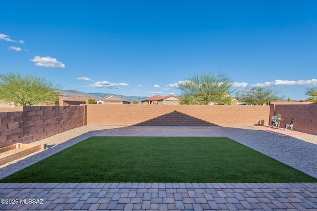 7895 S Bonanza Park Drive, Tucson, AZ 85747