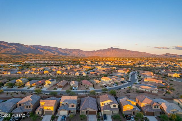 7895 S Bonanza Park Drive, Tucson, AZ 85747