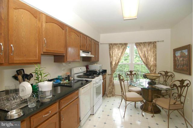 123 LAZY HOLLOW DR, Gaithersburg, MD 20878