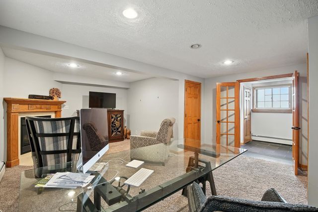 3160 Lexington Drive, Waterford Twp, MI 48328