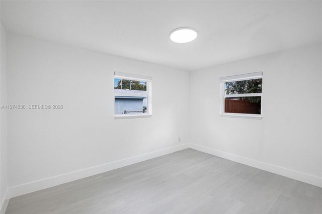 5814 Atlanta St, Hollywood, FL 33021