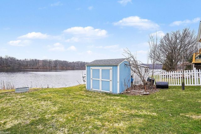 5990 Anglers Drive, Ortonville, MI 48462