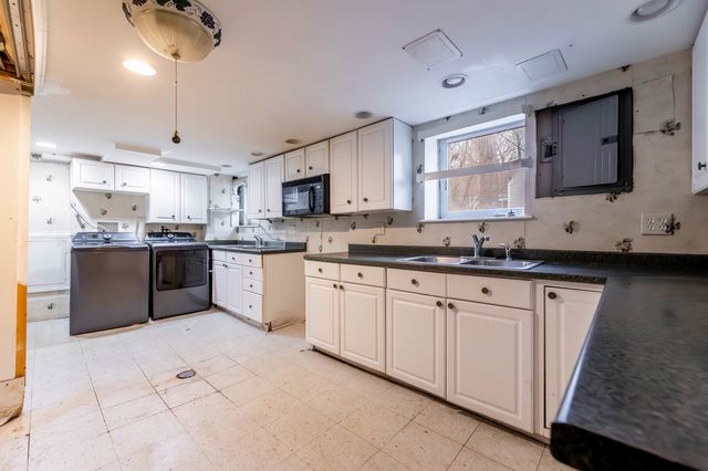 17956 Sacramento Avenue, Homewood, IL 60430