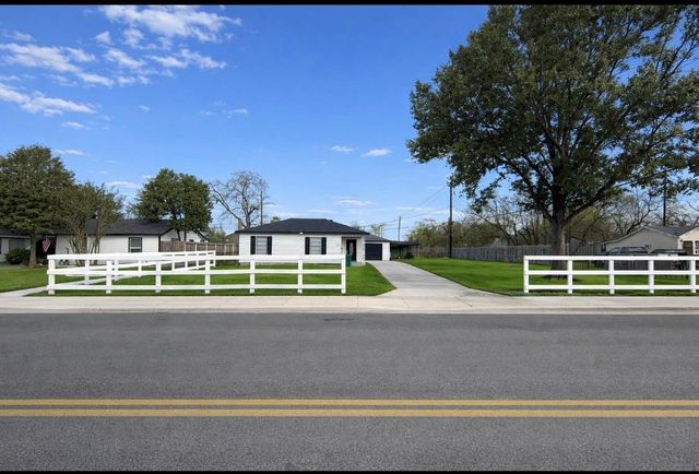 1305 Jackson Avenue, Pasadena, TX 77506