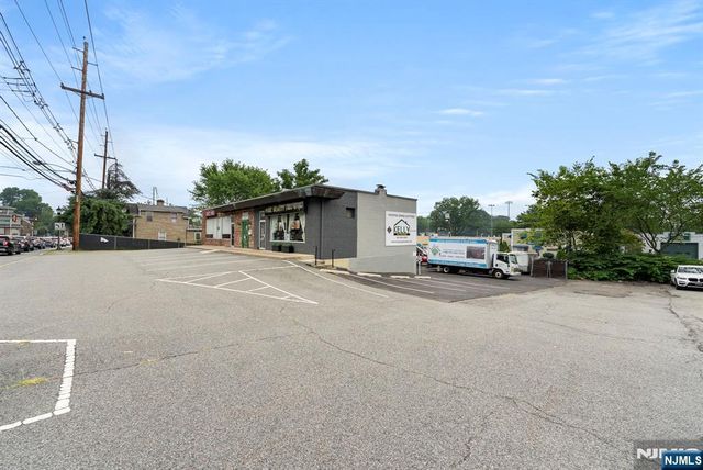 111 Kinderkamack Road, Emerson, NJ 07630