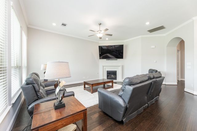 5958 Arcola Meadow Court, Houston, TX 77059