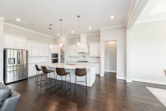 5958 Arcola Meadow Court, Houston, TX 77059