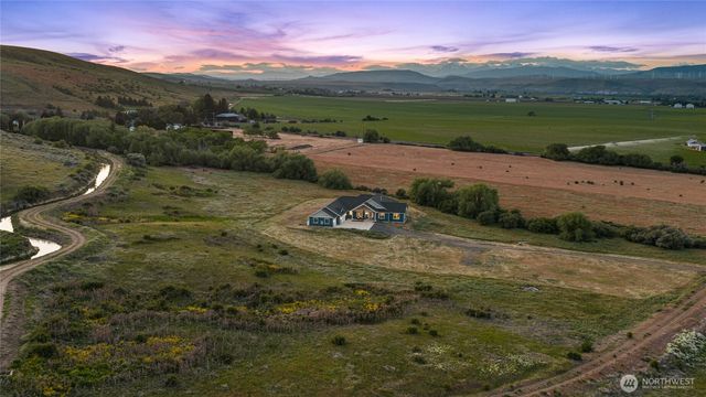 1590 Hunter Road, Ellensburg, WA 98926