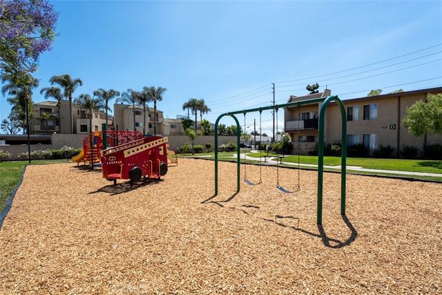 801 S Lyon A105, Santa Ana, CA 92705