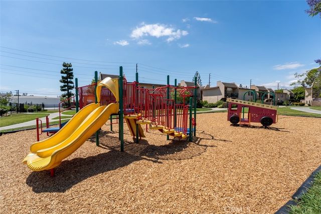 801 S Lyon A105, Santa Ana, CA 92705