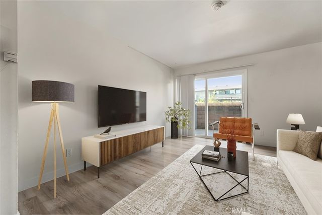 801 S Lyon A105, Santa Ana, CA 92705