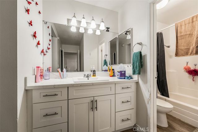 801 S Lyon A105, Santa Ana, CA 92705