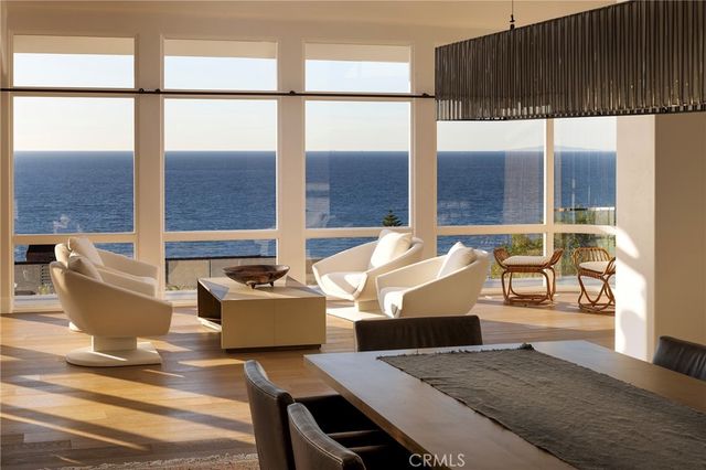 52 N Portola, Laguna Beach, CA 92651