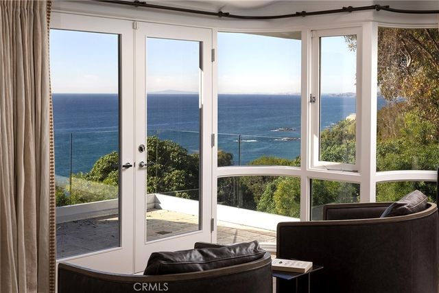 52 N Portola, Laguna Beach, CA 92651