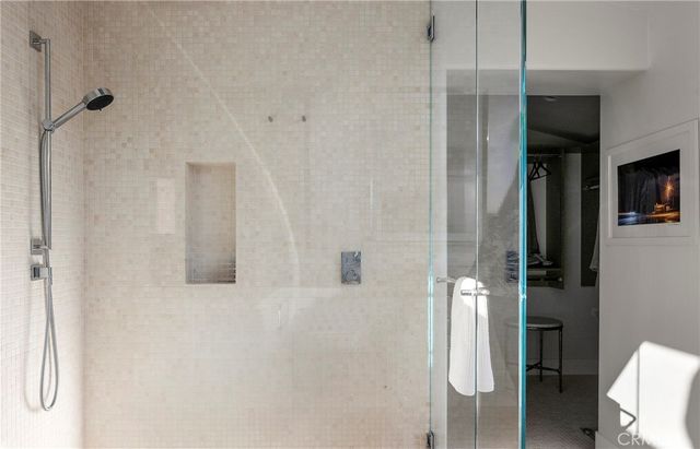 52 N Portola, Laguna Beach, CA 92651