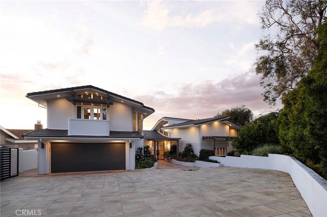 52 N Portola, Laguna Beach, CA 92651