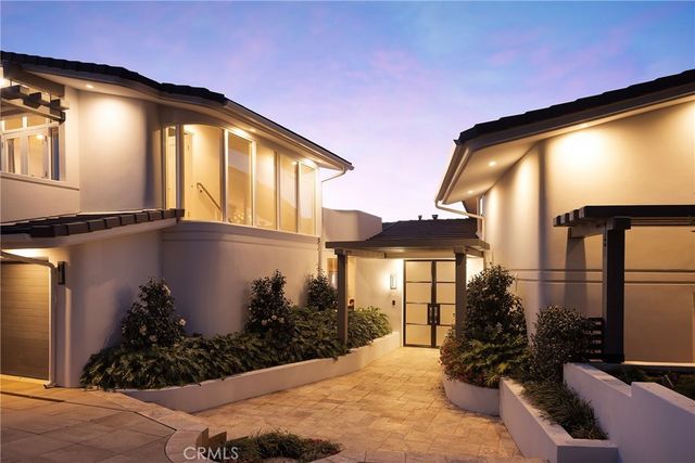 52 N Portola, Laguna Beach, CA 92651