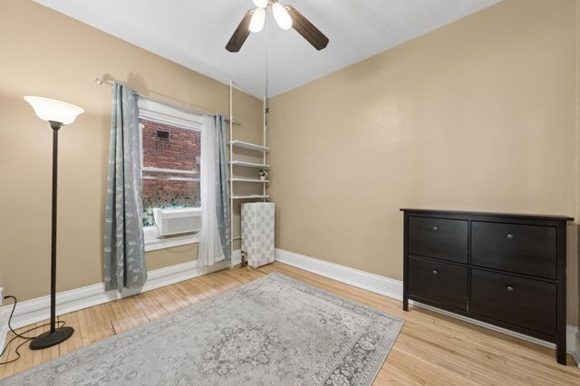 2881 Irving Avenue S 102, Minneapolis, MN 55408