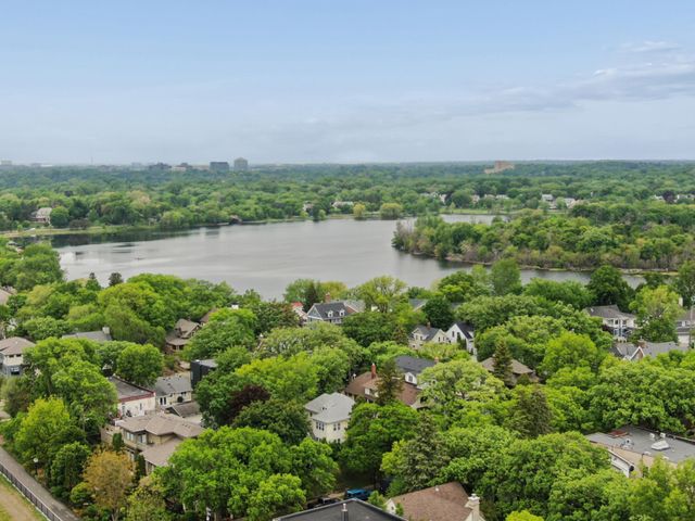 2881 Irving Avenue S 102, Minneapolis, MN 55408