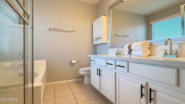 3632 S LOBACK Lane, Gilbert, AZ 85297