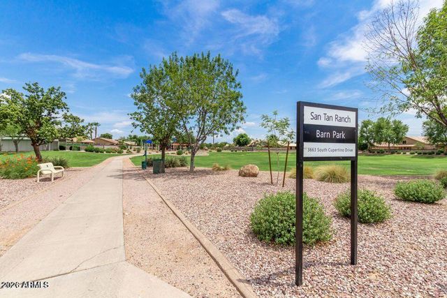 3632 S LOBACK Lane, Gilbert, AZ 85297