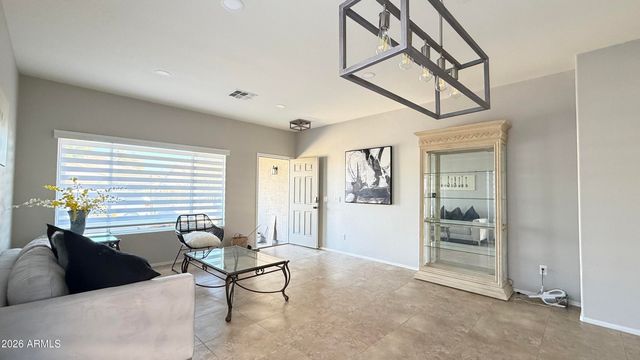 3632 S LOBACK Lane, Gilbert, AZ 85297