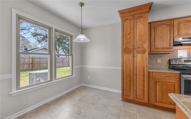 1104 Bonfield CT, Virginia Beach, VA 23454