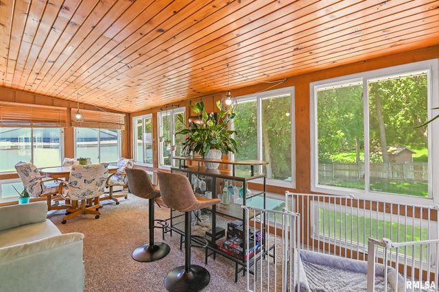1201 HAWTHORNE Avenue, Pekin, IL 61554