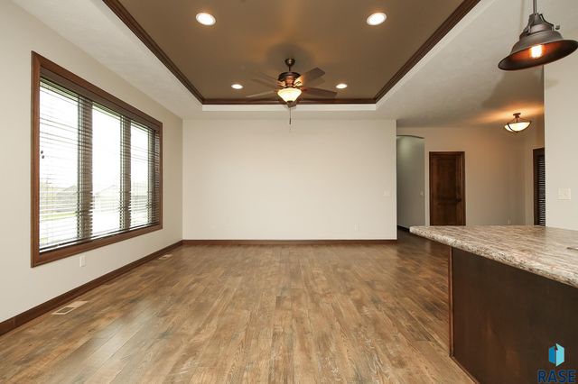 8201 E Arctic Willow Cir Circle, Sioux Falls, SD 57110