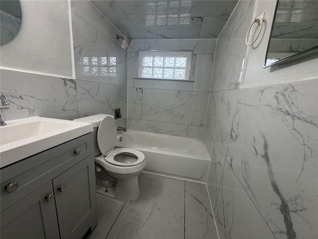 5965 63RD AVENUE N, Pinellas Park, FL 33781